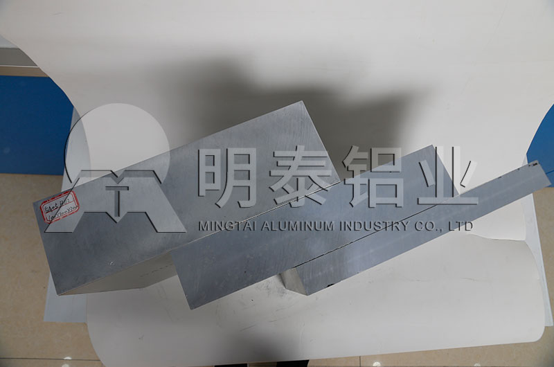 集裝箱用鋁板廠家_價(jià)格