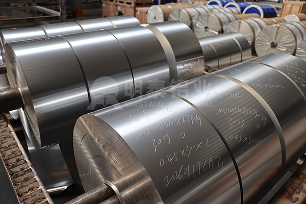 制冷設(shè)備冷凝器用8011-O鋁箔卷